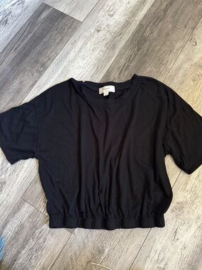 Women's Black Elastic-Hem Tee